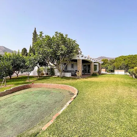 Villa Rosa Blanca- Private Pool, Views *
