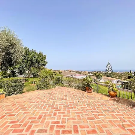 Rosa Blanca- Private Pool, Views *