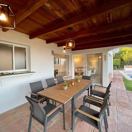 Villa Rosa Blanca- Private Pool, Views *