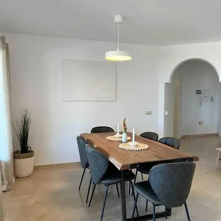 Rosa Blanca- Private Pool, Views *